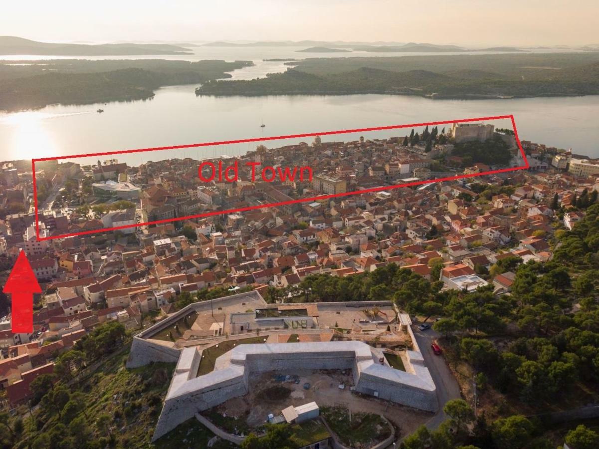 Apartment Vinea-Parking Included Шибеник Экстерьер фото